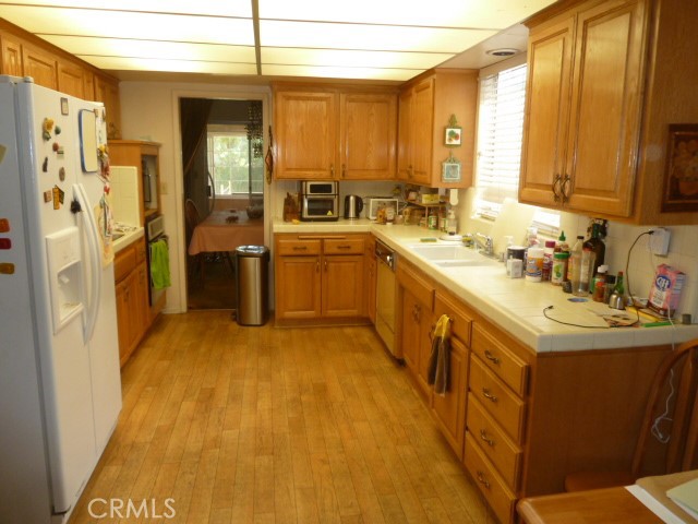 15411 Runnymede Street, Van Nuys CA: https://media.crmls.org/medias/b56827e3-79aa-4b6f-b3de-190777c5eee9.jpg