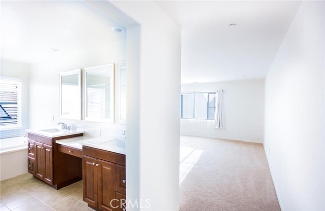 Detail Gallery Image 20 of 32 For 5336 Cormorant, Jurupa Valley,  CA 91752 - 6 Beds | 4/1 Baths