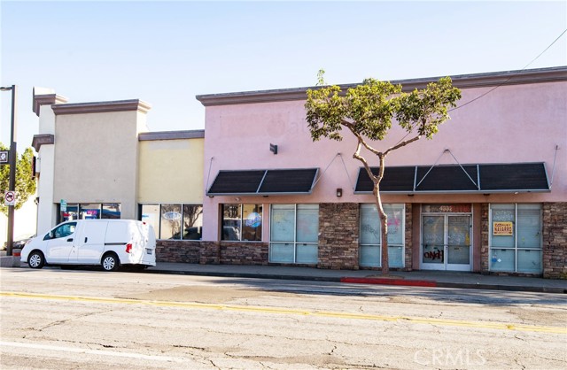 4332 Tweedy Boulevard, South Gate, California 90280, ,Commercial Lease,For Rent,4332 Tweedy Boulevard,CRDW24169482