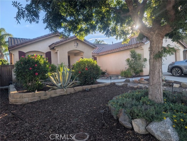 Detail Gallery Image 2 of 3 For 25065 Clover Creek Ln, Menifee,  CA 92584 - 3 Beds | 2 Baths