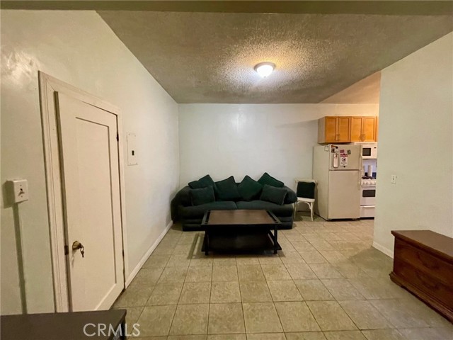 Detail Gallery Image 17 of 38 For 4125 S Figueroa St #101,  Los Angeles,  CA 90037 - 2 Beds | 1 Baths