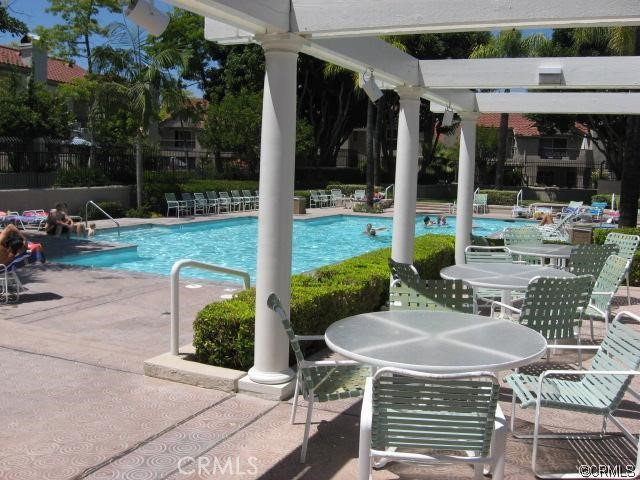 21982 Kitridge, Mission Viejo CA: https://media.crmls.org/medias/b56bb688-1ff5-4903-b70f-7f25d44a30c1.jpg