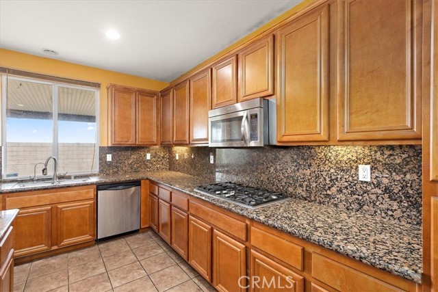 Detail Gallery Image 7 of 30 For 1739 Georgetown, San Jacinto,  CA 92582 - 5 Beds | 4 Baths