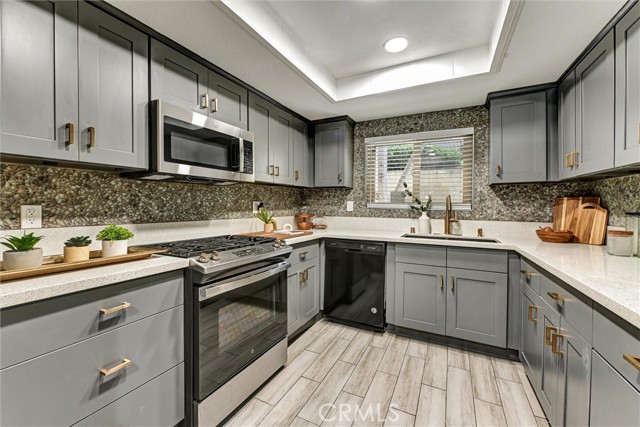 2101 E 21st Unit: 114