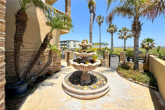 Detail Gallery Image 2 of 50 For 1404 Seacoast Dr, Imperial Beach,  CA 91932 - 4 Beds | 3 Baths
