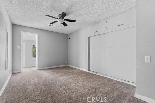 1754 N 1st Avenue, Upland CA: https://media.crmls.org/medias/b56ce16c-38f2-4ba1-be4e-d72136d0741c.jpg