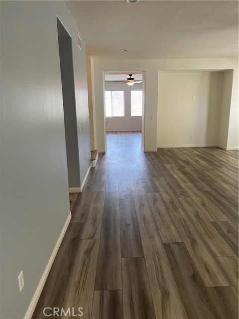 37075 Parkway Drive, Beaumont CA: https://media.crmls.org/medias/b56d1cd4-1304-4ba6-aa14-c913966ee117.jpg