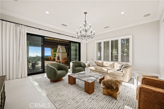 24 Scenic Bluff, Newport Coast CA: https://media.crmls.org/medias/b56d5f0a-13b0-4391-8464-325ff3372f2f.jpg