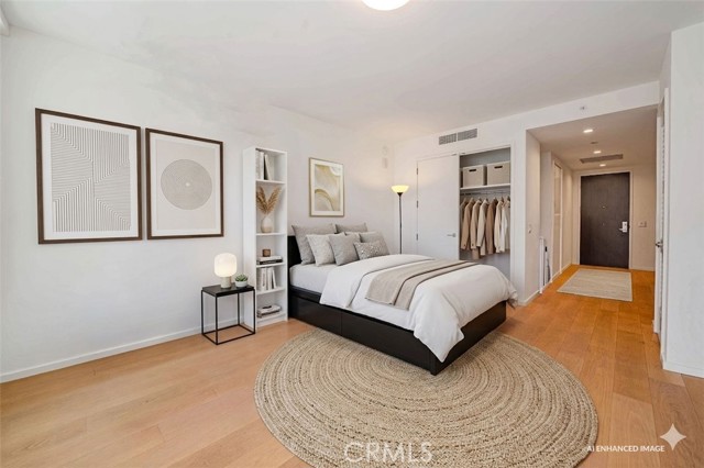 877 Francisco, 1717 photo 30