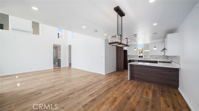 2306 Aviation Boulevard, Redondo Beach, California 90278, 4 Bedrooms Bedrooms, ,5 BathroomsBathrooms,Residential,Sold,Aviation,PV21200474