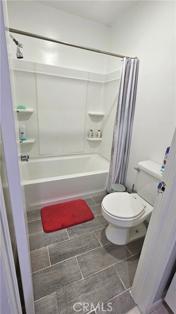 Detail Gallery Image 22 of 29 For 17900 Sherman Way #226,  Reseda,  CA 91335 - 1 Beds | 1 Baths