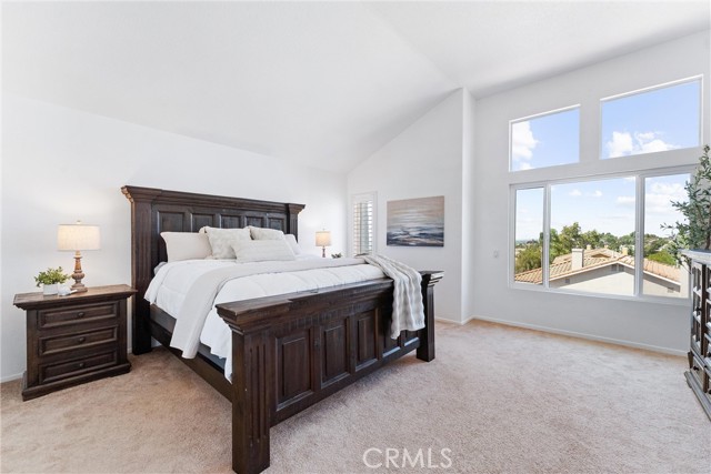 1443 Canyon Crest Drive, Corona CA: https://media.crmls.org/medias/b56e81b5-e865-477e-9ccd-4d6e4c3d2f10.jpg