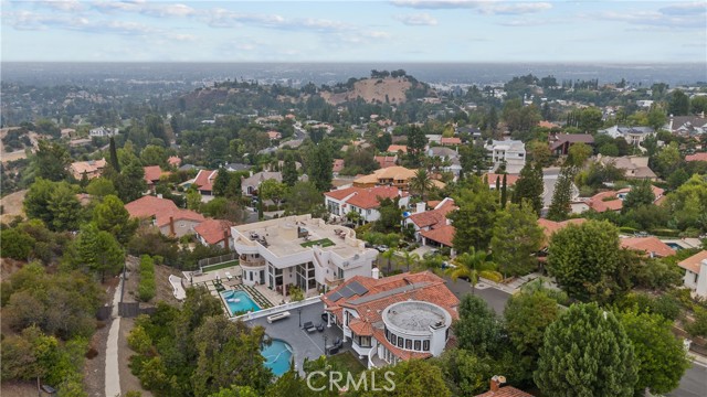 Detail Gallery Image 17 of 68 For 3856 Vista Linda Dr, Encino,  CA 91316 - 5 Beds | 6 Baths