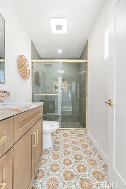 3991 Hubert Avenue, Los Angeles CA: https://media.crmls.org/medias/b5719bad-a530-4116-89a2-f0b990d52e57.jpg
