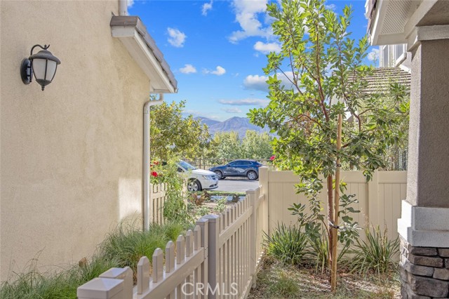 595 Heritage Valley, Fillmore CA: https://media.crmls.org/medias/b57234e3-12b6-4164-aabc-704cd5ff2e0c.jpg