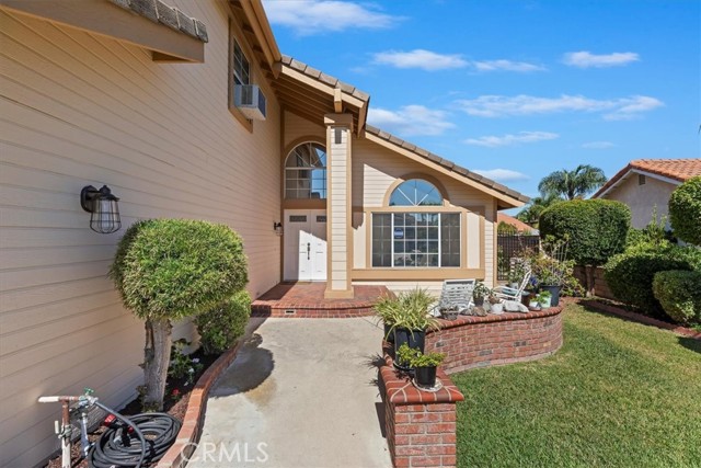 Detail Gallery Image 8 of 56 For 2450 via Pacifica, Corona,  CA 92882 - 4 Beds | 3 Baths