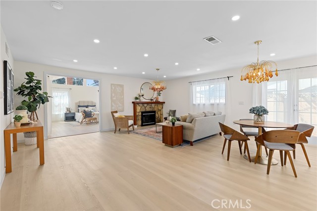 Detail Gallery Image 3 of 19 For 10632 Henderson, Garden Grove,  CA 92843 - 3 Beds | 2 Baths