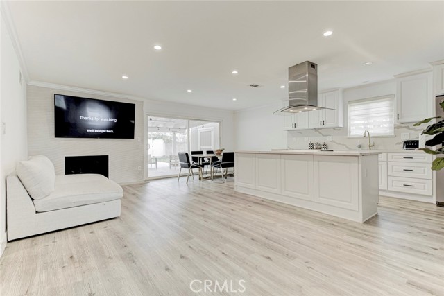 Detail Gallery Image 9 of 43 For 12518 Tibbetts St, Sylmar,  CA 91342 - 3 Beds | 2 Baths