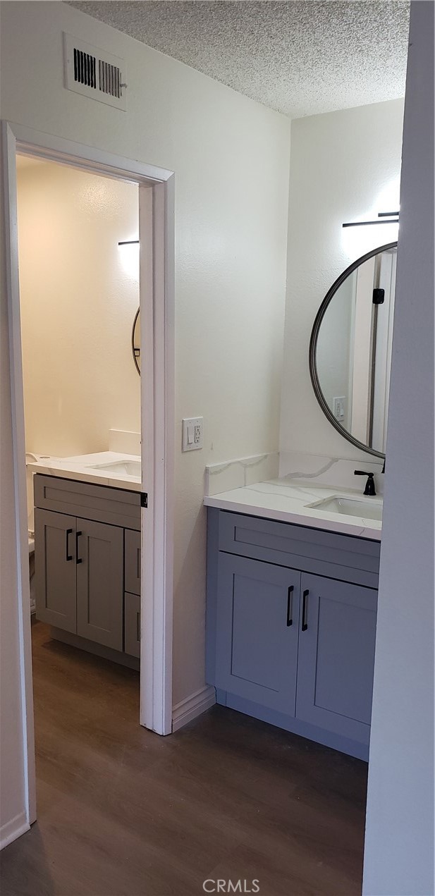 1725 Fairfield Court, Ontario CA: https://media.crmls.org/medias/b574d1ca-5b13-4921-a79d-35e8cfc1cc47.jpg