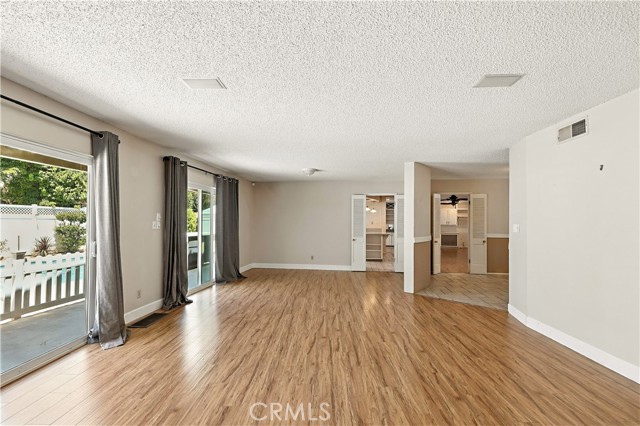 Detail Gallery Image 7 of 62 For 1011 Wyoming Dr, Merced,  CA 95340 - 5 Beds | 3 Baths