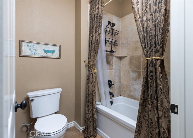 16778 Nandina Avenue, Riverside CA: https://media.crmls.org/medias/b574ed81-a260-4674-b417-da0554833aff.jpg