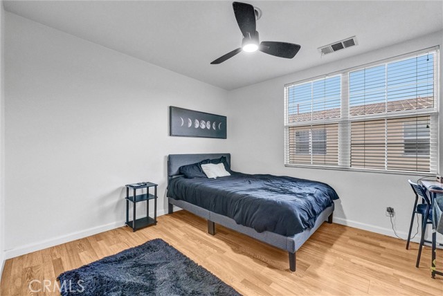 Image 15 of 50 For 4440 Owens Street 104
