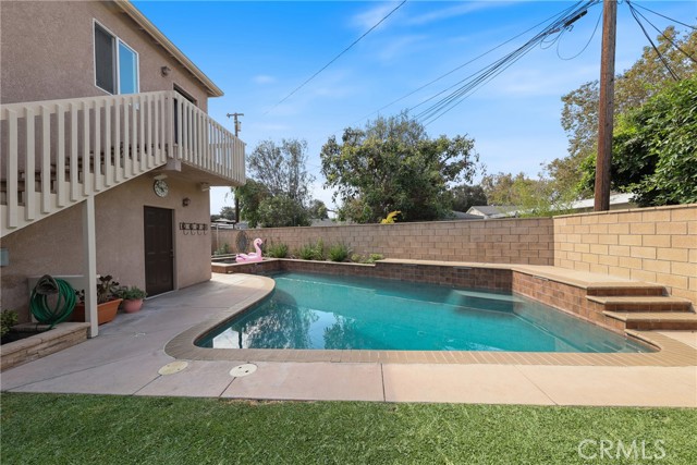 4489 Paula Ave, Lakewood CA: https://media.crmls.org/medias/b57529b3-c8ba-44e3-bc92-a4c682dda0b8.jpg