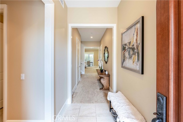 Detail Gallery Image 4 of 46 For 51 Thoroughbred, Irvine,  CA 92602 - 4 Beds | 3 Baths