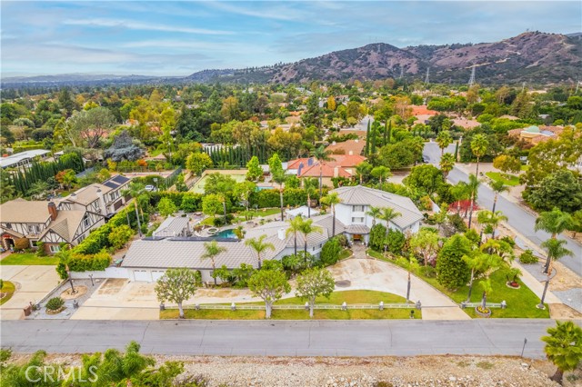 Detail Gallery Image 2 of 58 For 3595 Grand Ave, Claremont,  CA 91711 - 6 Beds | 7 Baths