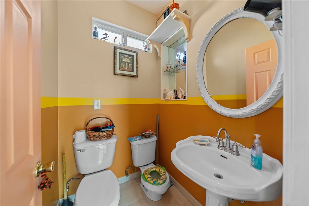 Detail Gallery Image 11 of 20 For 2141 Harrison Ave, San Diego,  CA 92113 - 4 Beds | 2/1 Baths