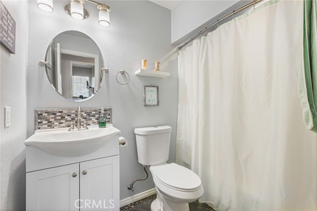 2951 S Plainfield Place, Ontario CA: https://media.crmls.org/medias/b576a814-0cb7-4969-a225-c0338ad120d1.jpg