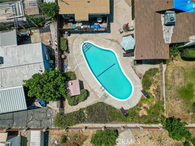 12995 6th, Yucaipa CA: https://media.crmls.org/medias/b576dcda-8a25-4614-8006-2fcead57a9ca.jpg