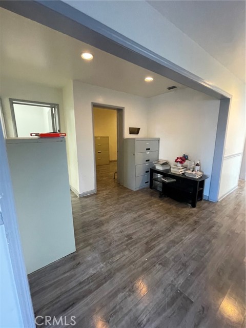  Commercial for Sale in Los Angeles, California