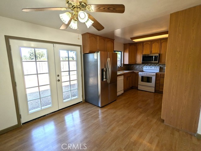 Detail Gallery Image 13 of 40 For 621 Glenwood Ln, Willows,  CA 95988 - 4 Beds | 2 Baths