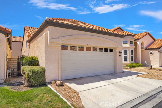 Detail Gallery Image 4 of 44 For 11556 Winifred Dr, Apple Valley,  CA 92308 - 2 Beds | 2 Baths
