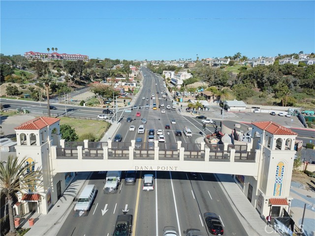 Detail Gallery Image 28 of 39 For 24725 Camarillo St, Dana Point,  CA 92629 - 4 Beds | 2 Baths