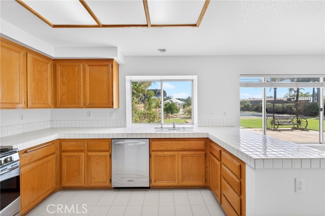 Detail Gallery Image 17 of 54 For 3577 Belgian Dr, Norco,  CA 92860 - 4 Beds | 3 Baths