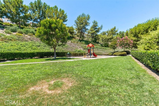 Detail Gallery Image 37 of 56 For 22 Rue Du Chateau, Aliso Viejo,  CA 92656 - 3 Beds | 2/1 Baths