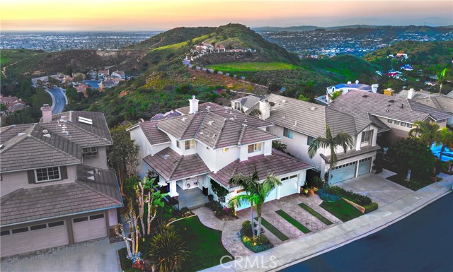 Detail Gallery Image 27 of 32 For 6206 E Cliffway Dr, Orange,  CA 92869 - 4 Beds | 3 Baths