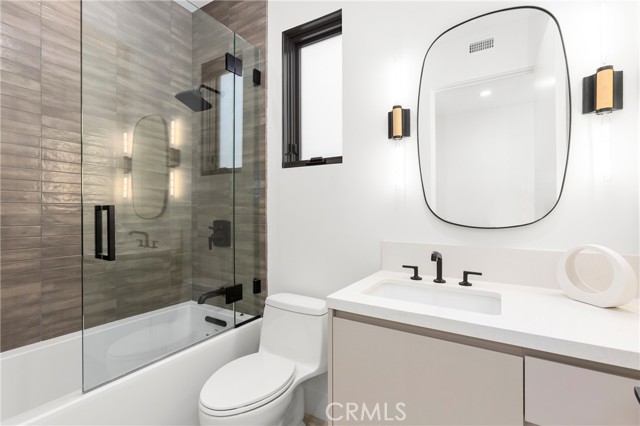 Detail Gallery Image 31 of 61 For 23502 Seaward Isle, Dana Point,  CA 92629 - 4 Beds | 4/2 Baths