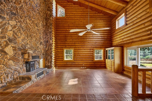 Detail Gallery Image 5 of 35 For 15756 Fitzgerald Ct, Forest Ranch,  CA 95942 - 2 Beds | 3 Baths