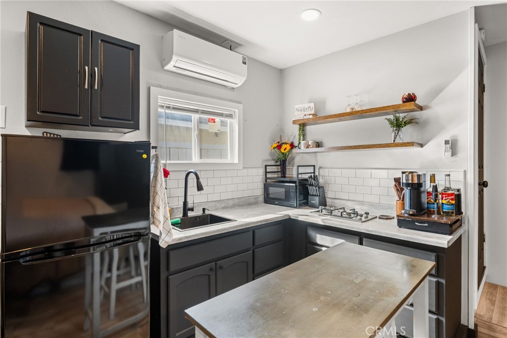 MLS #IG25248274 image #24