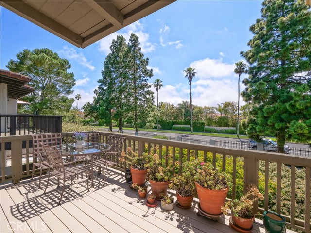 4 Sycamore Lane, Rolling Hills Estates, California 90274, 3 Bedrooms Bedrooms, ,1 BathroomBathrooms,Residential,Sold,Sycamore Lane,PV23119039