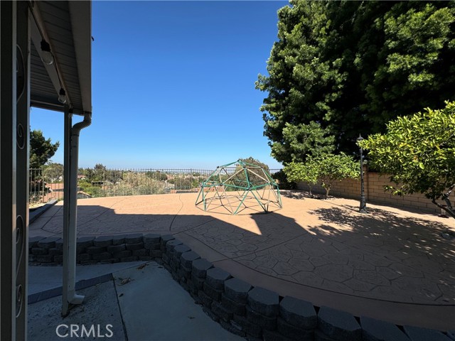 13745 Moonshadow Place, Chino Hills CA: https://media.crmls.org/medias/b57cd216-a887-455e-b246-8a358bc2a4d8.jpg