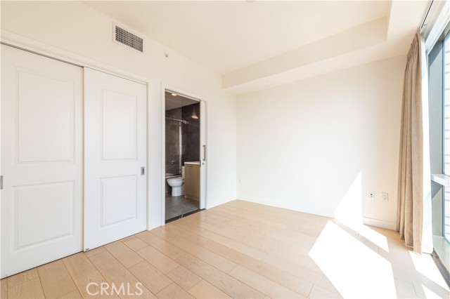 Detail Gallery Image 11 of 15 For 400 S Broadway #2712,  Los Angeles,  CA 90013 - 2 Beds | 2 Baths