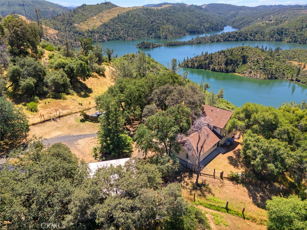 https://media.crmls.org/medias/b57d7468-fe73-4550-9cd0-6c633d1cdd18.jpg?preset=X-Large