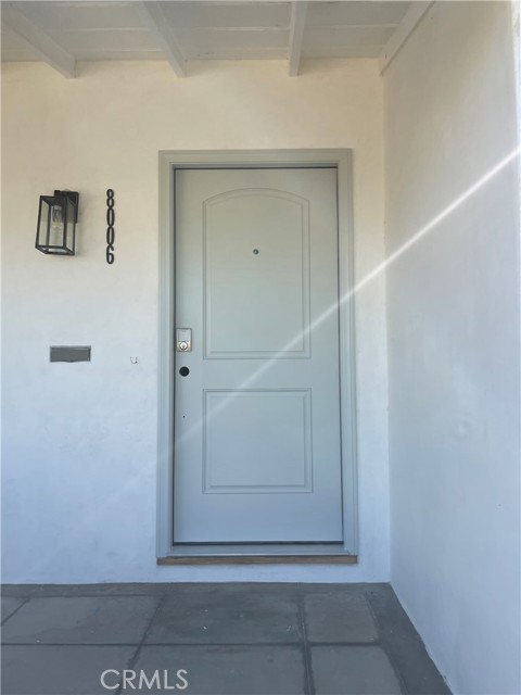 8006 Bleriot Avenue, Los Angeles CA: https://media.crmls.org/medias/b57d77d4-26a0-4878-afe5-bd5a80d60062.jpg
