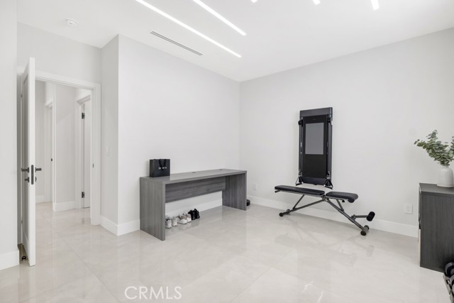 20151 Via Medici, Porter Ranch CA: https://media.crmls.org/medias/b57ffe3a-c8d5-4ebf-8ee7-2790551f0145.jpg