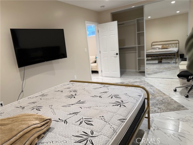 Detail Gallery Image 9 of 11 For 20625 Tuba St, Chatsworth,  CA 91311 - 1 Beds | 1 Baths