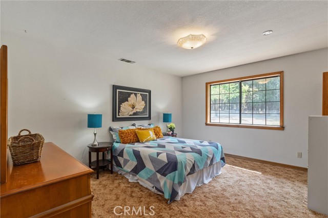 Detail Gallery Image 33 of 72 For 15414 English Ln, Forest Ranch,  CA 95942 - 3 Beds | 2 Baths